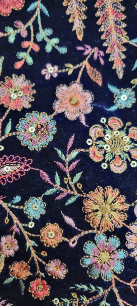 Source blouse fabric